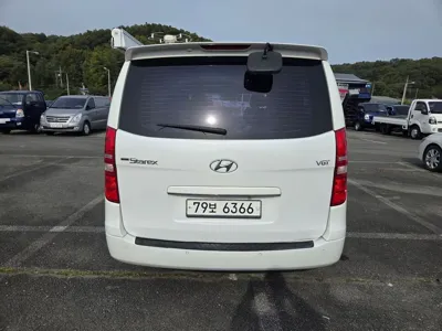 Hyundai Starex 2015, 133000 км, за 8450.88 USD