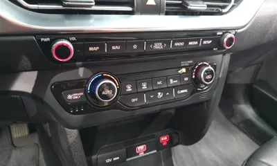 Kia Niro 2022, 54553 км, за 14897.23 USD - фото 16