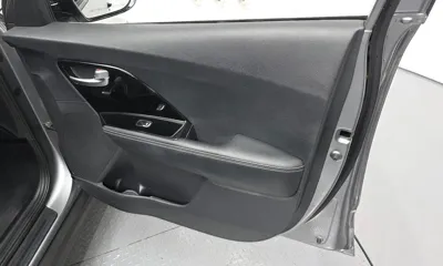 Kia Niro 2022, 54553 км, за 14897.23 USD - фото 24