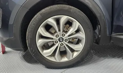 Hyundai Santafe 2015, 88942 км, за 8593.34 USD