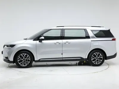 Kia Canival 2021, 89974 км, за 16263.35 USD
