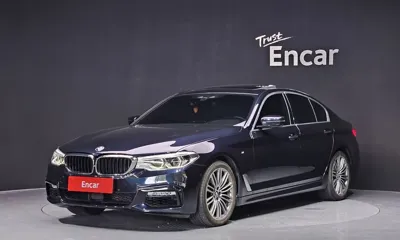 BMW 5-Series · 2018 год