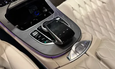 Mercedes-Benz E-Class 2023, 20310 км, за 48859.96 USD - фото 13