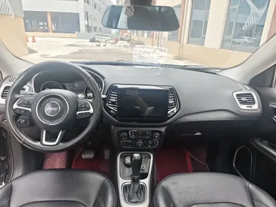 Jeep Compass 2018, 71000 км, за 5274.86 USD - фото 8