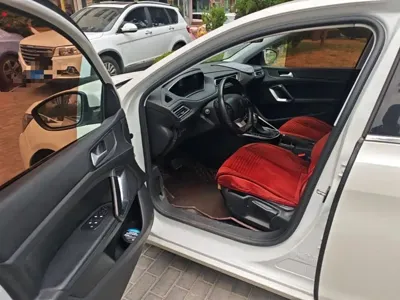 Peugeot 308 2017, 53400 км, за 4538.15 USD - фото 12