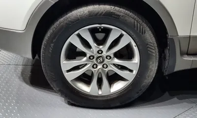 Hyundai Veracruz 2011, 173994 км, за 5189.17 USD
