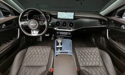Kia Stinger 2023, 43024 км, за 20625.32 USD - фото 7