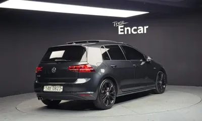 Volkswagen Golf 2016, 144128 км, за 8855.19 USD