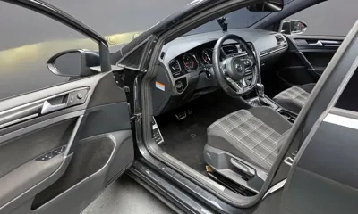 Volkswagen Golf 2016, 144128 км, за 8855.19 USD - фото 11
