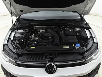 Volkswagen Golf 2024, 7000 км, за 18544.24 USD - фото 7