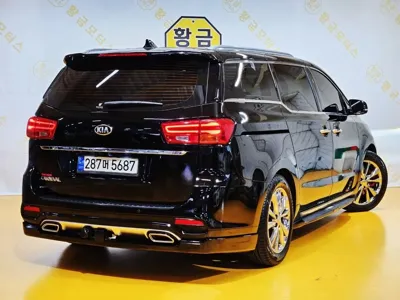 Kia Canival 2019, 68978 км, за 12573.3 USD - фото 7