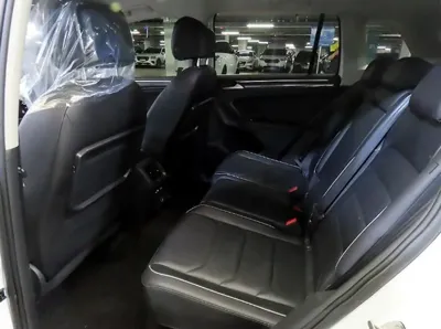 Volkswagen Tiguan 2020, 156529 км, за 11051.16 USD - фото 7