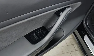 Tesla Model 3 2020, 64236 км, за 16872.97 USD - фото 27