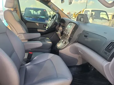 Hyundai Starex 2015, 92192 км, за 12071.68 USD - фото 10