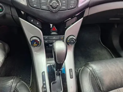 ChevroletGMDaewoo Cruze 2014, 180943 км, за 1258.28 USD - фото 13