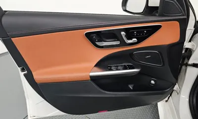 Mercedes-Benz C-Class 2022, 76561 км, за 23246.72 USD - фото 24