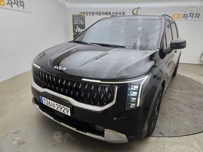 Kia Canival · 2024 год