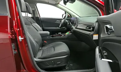 Kia Sportage 2023, 35688 км, за 20680.54 USD - фото 11