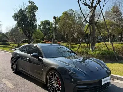 Porsche Panamera 2018, 90000 км, за 46628.69 USD