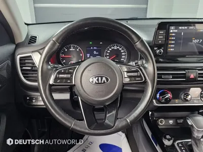 Kia Seltos 2020, 77980 км, за 9504.89 USD - фото 13