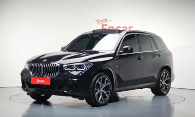 BMW X5 · 2022 год