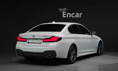 BMW 5-Series 2023, 88190 км, за 31857.58 USD