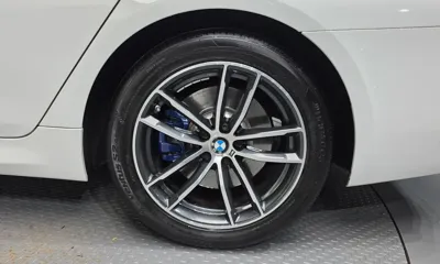 BMW 5-Series 2023, 88190 км, за 31857.58 USD