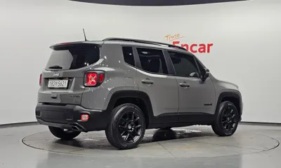 Jeep Renegade 2019, 102705 км, за 7053.65 USD