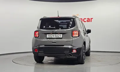 Jeep Renegade 2019, 102705 км, за 7053.65 USD