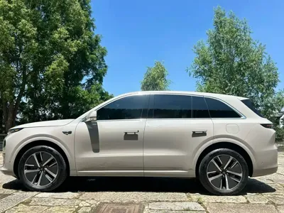 Li Auto Li L6 2024, 19000 км, за 24494.82 USD