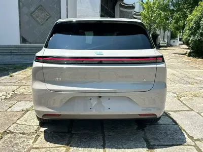 Li Auto Li L6 2024, 19000 км, за 24494.82 USD - фото 9