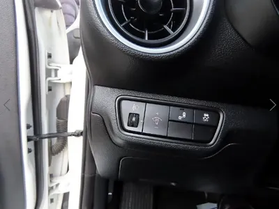 Kia K3 2022, 68247 км, за 9744.52 USD - фото 12