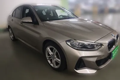 BMW 1 Series 2019, 61700 км, за 8695 USD