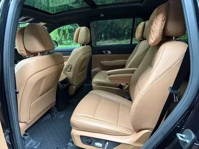 Li Auto Li ONE 2022, 54000 км, за 19925.46 USD - фото 8