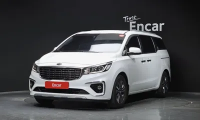 Kia Canival · 2019 год