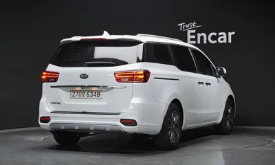 Kia Canival 2019, 124715 км, за 7166.13 USD