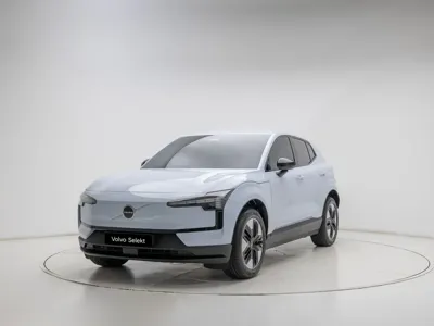 Volvo EX30 · 2026 год