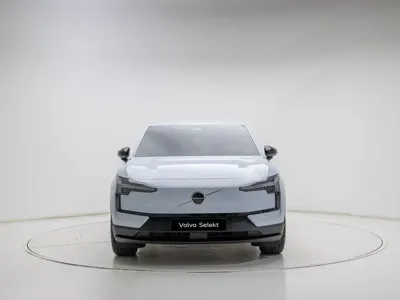 Volvo EX30 2026, 1185 км, за 22974.92 USD