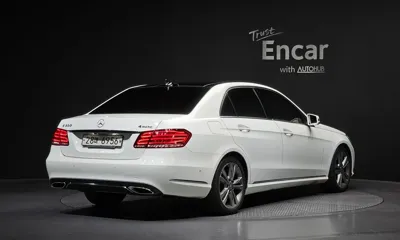 Mercedes-Benz E-Class 2014, 62490 км, за 9902.29 USD