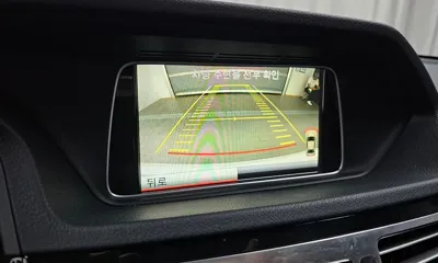 Mercedes-Benz E-Class 2014, 62490 км, за 9902.29 USD - фото 16