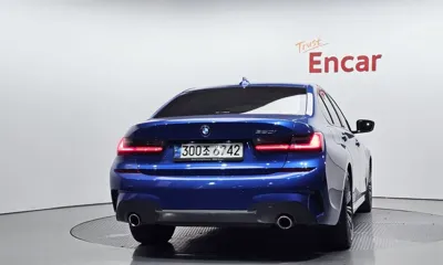 BMW 3-Series 2021, 53137 км, за 17434.31 USD