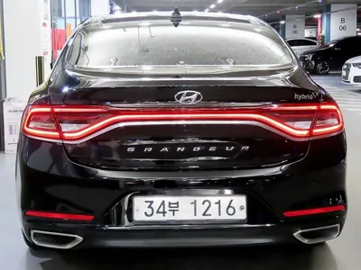 Hyundai Grandeur 2019, 146158 км, за 10553.75 USD
