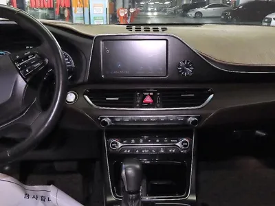 Hyundai Grandeur 2019, 146158 км, за 10538.65 USD - фото 13