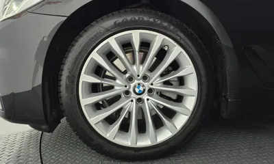 BMW 5-Series 2023, 56074 км, за 21423.45 USD