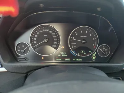 BMW 3 Series GT 2019, 58900 км, за 14335 USD - фото 12