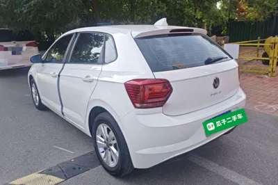 Volkswagen Polo 2021, 53600 км, за 9622 USD
