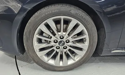 Kia K5 2019, 143869 км, за 8126.86 USD