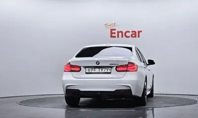 BMW 3-Series 2018, 71656 км, за 12372.2 USD