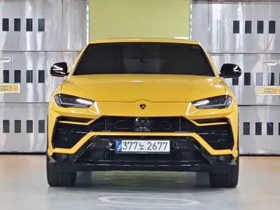 Lamborghini Urus 2022, 8300 км, за 206774.32 USD