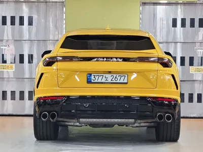 Lamborghini Urus 2022, 8300 км, за 206774.32 USD